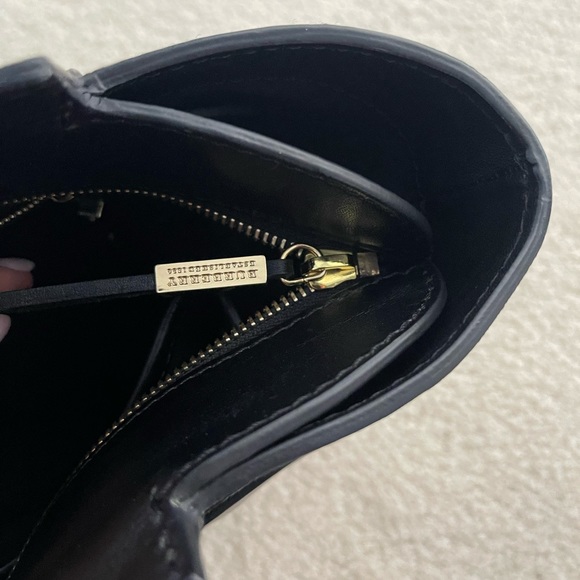 Burberry bag - Picture 8 of 10